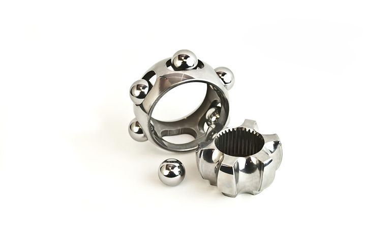 Kit de reconstrucción de juntas homocinéticas RCV para 30 ranuras FJ80
RCV      